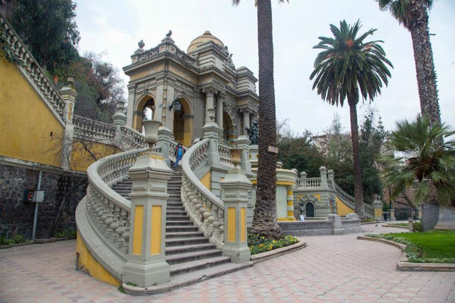 Depto 707 Excelente Ubicacion Metro Sta Lucia, Barrio Paris Londres Centro Santiago 아파트 외부 사진
